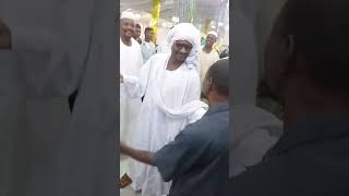 الزول فات بعيد شديد في الرقص sudanesesong [upl. by Standice909]