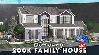 Bloxburg 200K FAMILY HOUSE EXTERIOR  Speedbuild [upl. by Kapeed]