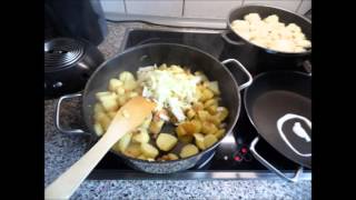 Schnitzel mit Bratkartoffeln und Blumenkohl [upl. by Anigue]