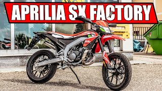 APRILIA SX 50 FACTORY 2020 MOPED SUPERMOTO ÜBERBLICK [upl. by Lambrecht]