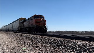 6570 mph 1x1 BNSF Autorack train BNSF Transcon Emporia sub4823 [upl. by Nyleahs]