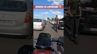 Interfile en contresens 🤯 shorts moto motard motovlog quotidien trotinette danger [upl. by Townie]