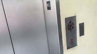 EPIC FAIL Thysenkrupp Hydraulic Elevator 1 Altamonte Mall Parking Deck brokenAltamonte Springs FL [upl. by Oscar]