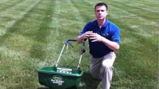 Using a Lawn Spreader with the Scotts EdgeGuard Feature with Stuart Scotts Associate [upl. by Delora109]