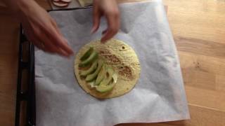 Quesadilla met avocado en gerookte kip [upl. by Barrus]