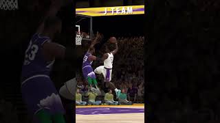 Zion Williamson posterized Lebron Jamesviralvideo trending youtubeshorts zion dunk lebronjames [upl. by Hpejsoj232]