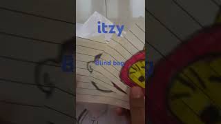 Itzy blind bag  Tahani Art and craft  Kpop [upl. by Wittie770]