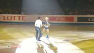 Aliona SAVCHENKO Robin SZOLKOWY Gala Grand Prix Final 2009 [upl. by Kimberlee]