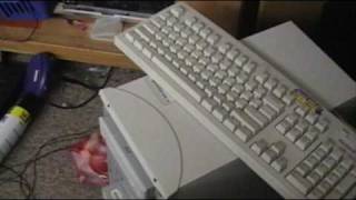 My quotNewquot Packard Bell 884 with Windows 98 [upl. by Akimet600]