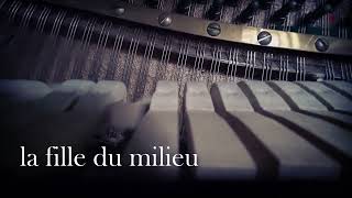 Guillaume Ledent  La fille du milieu  lyrics video [upl. by Thurber]