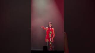 24 Rosas  Aitana  Concierto Alpha Tour Valencia [upl. by Tayib]