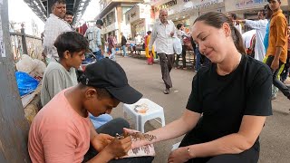 Auténtico tatuaje callejero indio con henna en Mumbai 🇮🇳 Diseño libre [upl. by Anniroc448]