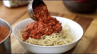 Sauce à Spaghetti Végé I La Cuisine de JeanPhilippe [upl. by Kuebbing]