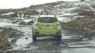 2014 Subaru XV Crosstrek Hybrid  Iceland Expedition  Español [upl. by Yoral]