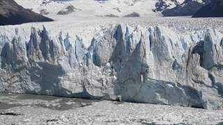 Impresionante desprendimiento del glaciar Perito Moreno [upl. by Camellia]