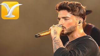 Maluma  Manos de lado a lado  Festival de Viña del Mar 2017 HD 1080p [upl. by Ripp]