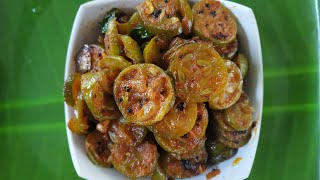 Kovakkai Fry in Tamil  Kovakkai Poriyal\ Kovakkai Varuval\ கோவக்காய் பொ‌றி‌யல் Namma Veetu Samayal [upl. by Mylor513]