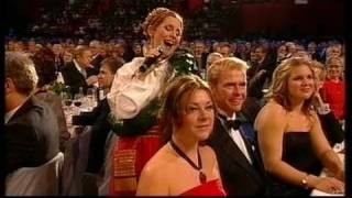 HELEN SJÖHOLM  DU ÄR MIN MAN IDROTTSGALAN 2006 [upl. by Ahsinak]