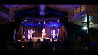 Frente  Bizarre Love Triangle  Imperial Hotel Eumundi QLD 171024 frenteband [upl. by Ahsael]