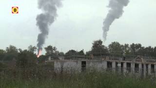 Shell Moerdijk fakkelt af door stoomlek [upl. by Anna33]