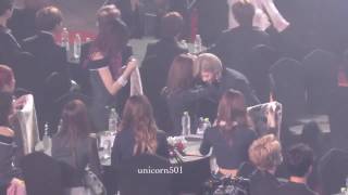 170222 Twice Reaction to Blackpink ROSE Speaking english  Gaon Chart Awards [upl. by Cinda]