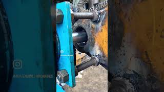 Jcb boom sleeve bush seat reaper and bush replacement line boaring machine to jcb dipper main pin [upl. by Annayar]