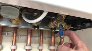 Topping up a Worcester Boiler Keyless Filling Link [upl. by Htez798]