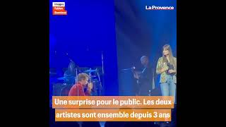 Clara Luciani sinvite au concert de son amoureux à AixenProvence [upl. by Laurance338]