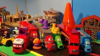 Play Doh Travelling Circus in Pixar Cars Radiator Springs with the Haulers and Monsters University P [upl. by Julide]