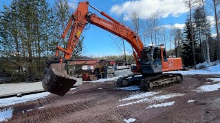 Köp Grävmaskin Hitachi Zaxis 210 LC på Klaravik [upl. by Araeit655]