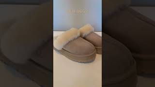 Unboxing my new UGGS [upl. by Jacquenetta]