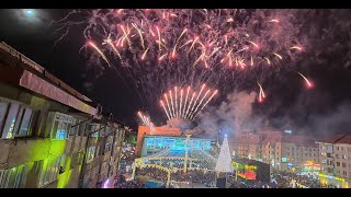 Focuri de artificii 4K  Revelion 2023 Suceava [upl. by Lehcem]