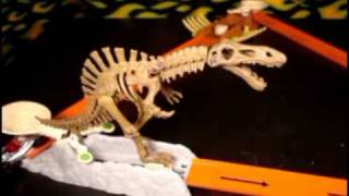 Hot Wheels Trick Tracks Dino Claw Attack [upl. by Ecnatsnoc]