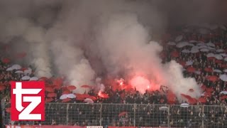 FC Bayern II vs 1860 München Bengalos im Lokalderby [upl. by Lanfri]