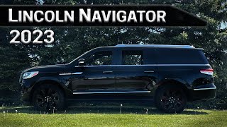 The 2023 Lincoln Navigator is a beast [upl. by Artim]