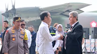 Presiden Jokowi Lepas Bantuan Kemanusiaan Untuk Palestina Halim Perdanakusuma 4 November 2023 [upl. by Glogau379]