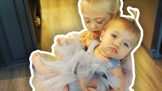 Everleigh Soutas and Ava Foley babysit Taytum and Oakley AGAIN  ForeverandForava [upl. by Hightower]