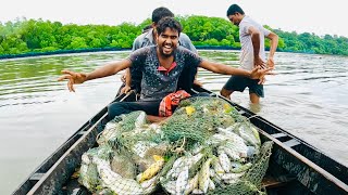 প্রচন্ড বৃষ্টির মধ্যে রান্না করে মাছ ধরলাম🥹 ANDAMANHUNTERS [upl. by Monaco233]