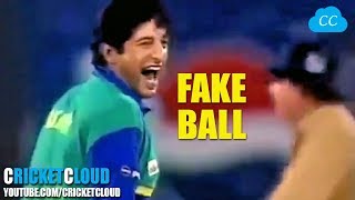 Wasim Akram bowled FAKE BALL into the RIBS  SHOCKED THE BATSMAN [upl. by Einahpets]