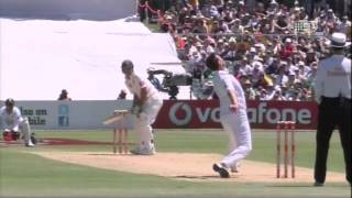 2nd Test v SA  Ponting Wicket [upl. by Atil]