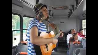 cancion del chapulin colorado en un camion [upl. by Norrej]