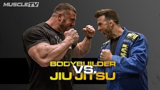 BODYBUILDER Vs JIU JITSU FIGHTER [upl. by Schnorr44]