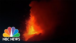 WATCH Videos Show Mount Etna Spewing Lava Ash During Brief Volcano Eruption  NBC News NOW [upl. by Harvey]