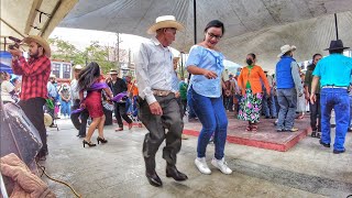 UN MOMENTO MÁGICO ❤️ BAILANDO “EL QUERREQUE” EN XILITLA SLP 🇲🇽 DON CELSO [upl. by Baudin922]