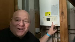 How To Top Up The Pressure Glow Worm  Vaillant Boilers  Ultracom  Flexicom [upl. by Yatnuhs]