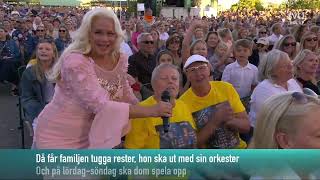 Allsång Sofia dansar gogo med Tina Ahlin Malena Ernman amp Orsa Spelmän Allsång på skansen 2024 [upl. by Aleinad]