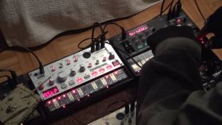 Berlin School sequenced time  Korg Volca Bass and Korg Volca FM [upl. by Messing]