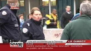 Une ado happée par un Tram à Roubaix [upl. by Maxwell436]