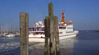 Nordsee Fähre Langeoog III legt ab Hafen Bensersiel [upl. by Amehr831]