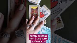 QUESTA PERSONA NON È LIBERA MA SCEGLIERÀ TE🥰tarot love viral viralvideo [upl. by Eletnahc]